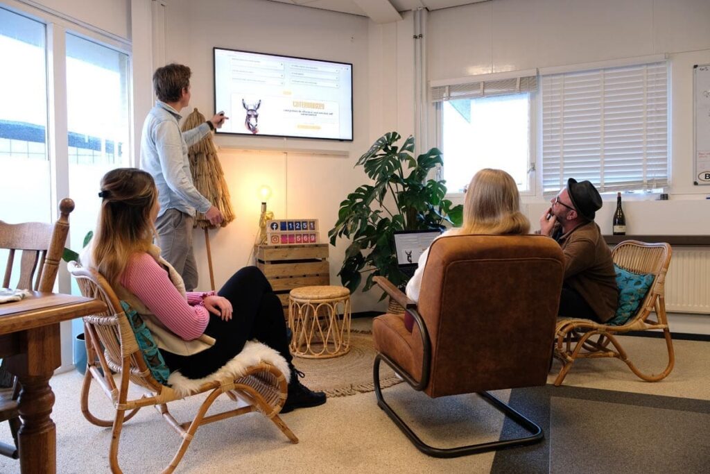 DSCF7933 Teamoverleg Catermonkey 1