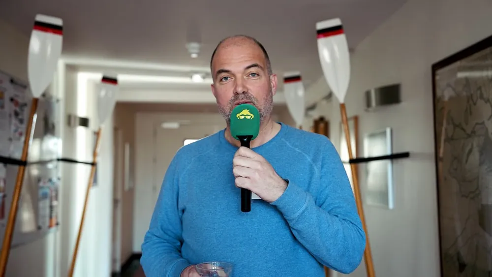 Kadr z wideo De Hall