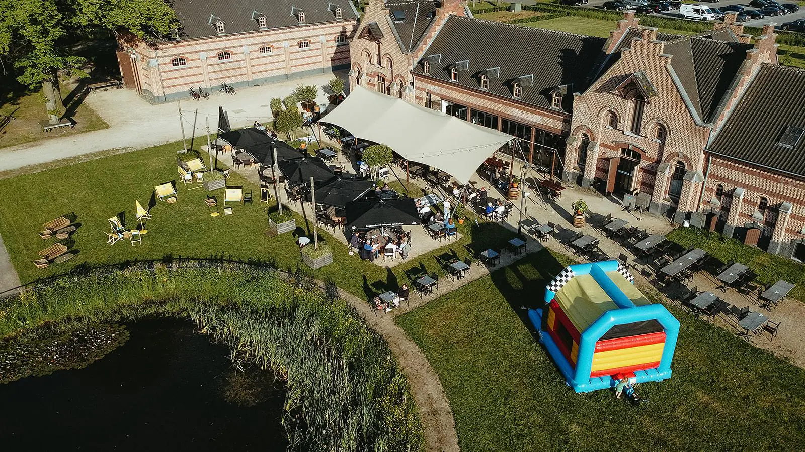 Bedrijf vs Festival