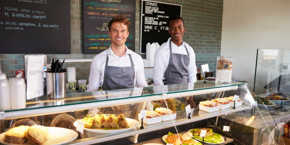 two-young-chefs-in-their-food-truck-business-2023-01-25-13-16-39-utc Bedrijf vs Festival